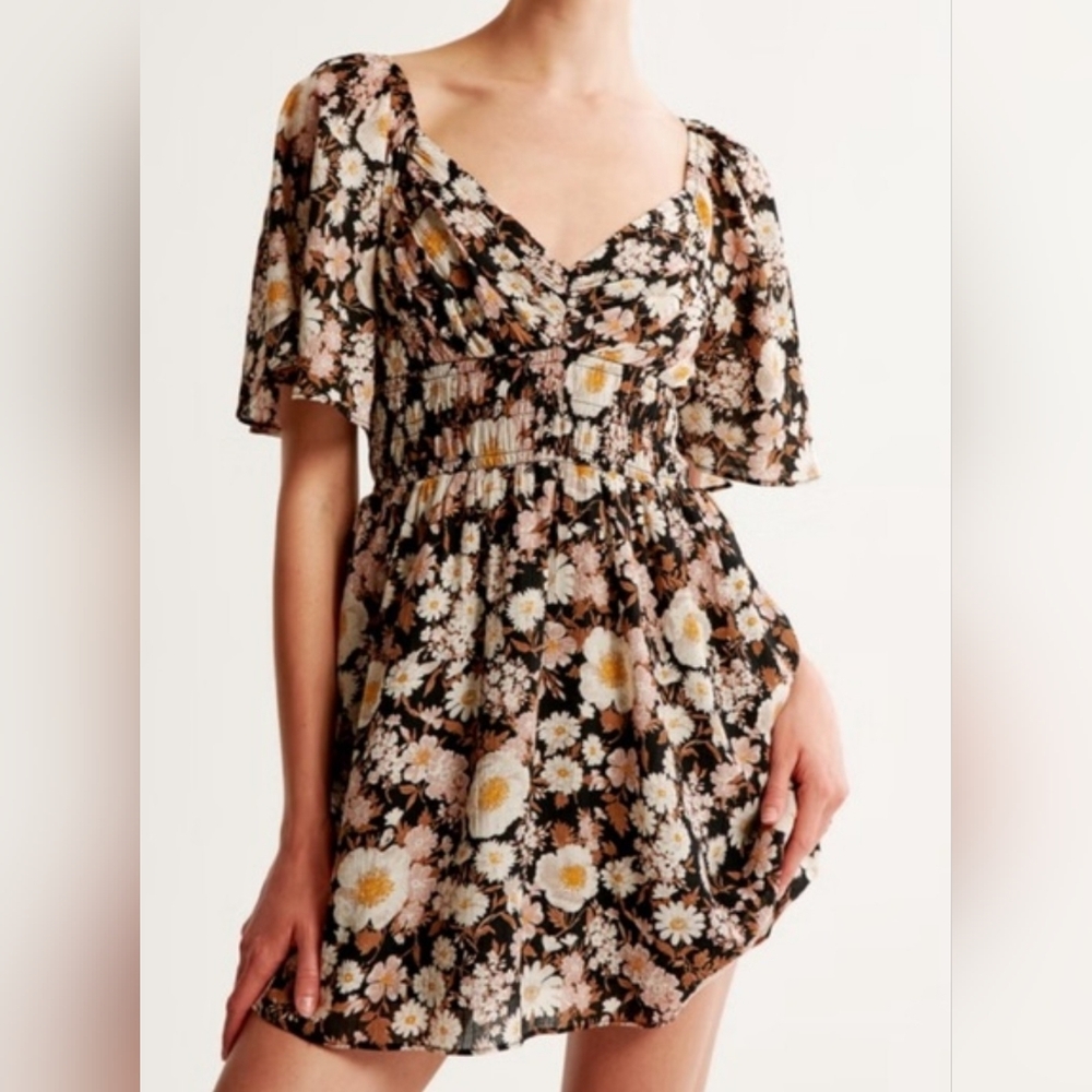 NWT Abercrombie & Fitch Floral Angel Sleeve Dress